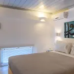 Phaedrus Living Ornos Beach House Mykonos